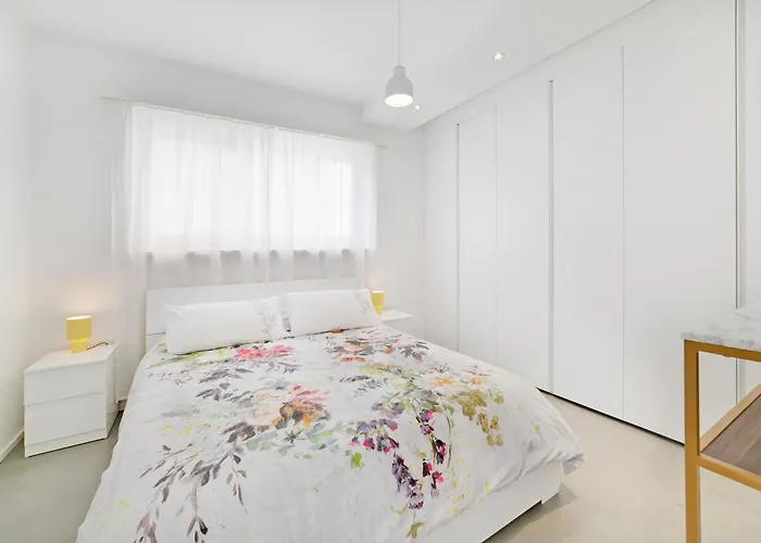 Relax With View & Private Parking