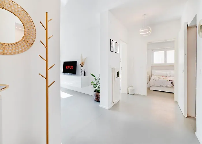 Relax With View & Private Parking Διαμέρισμα