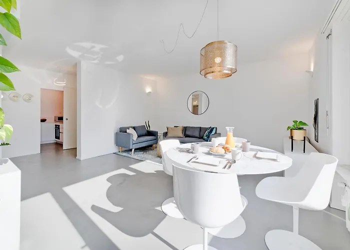 Relax With View & Private Parking