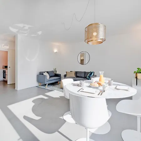 Relax With View & Private Parking