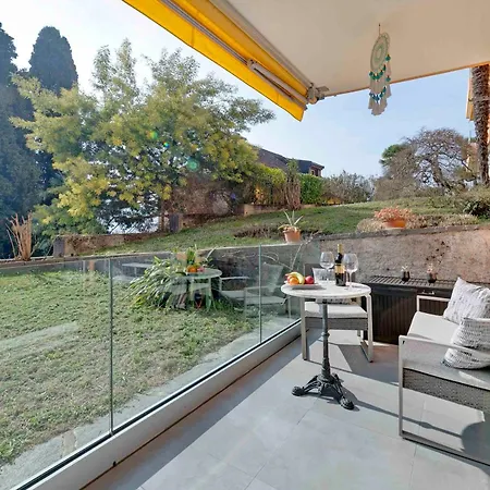 Relax With View & Private Parking Lugano